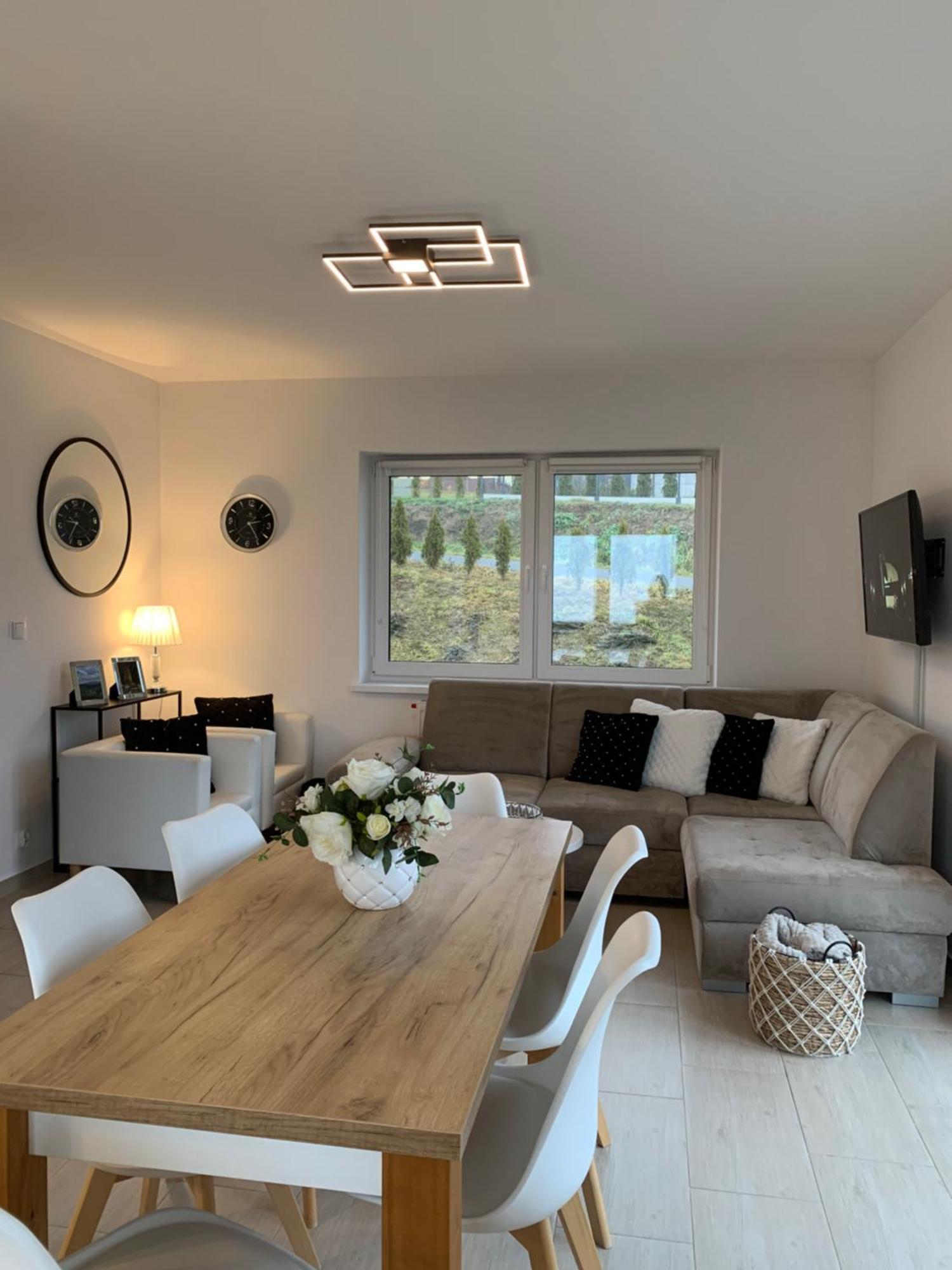 Aura Home Grywald 外观 照片