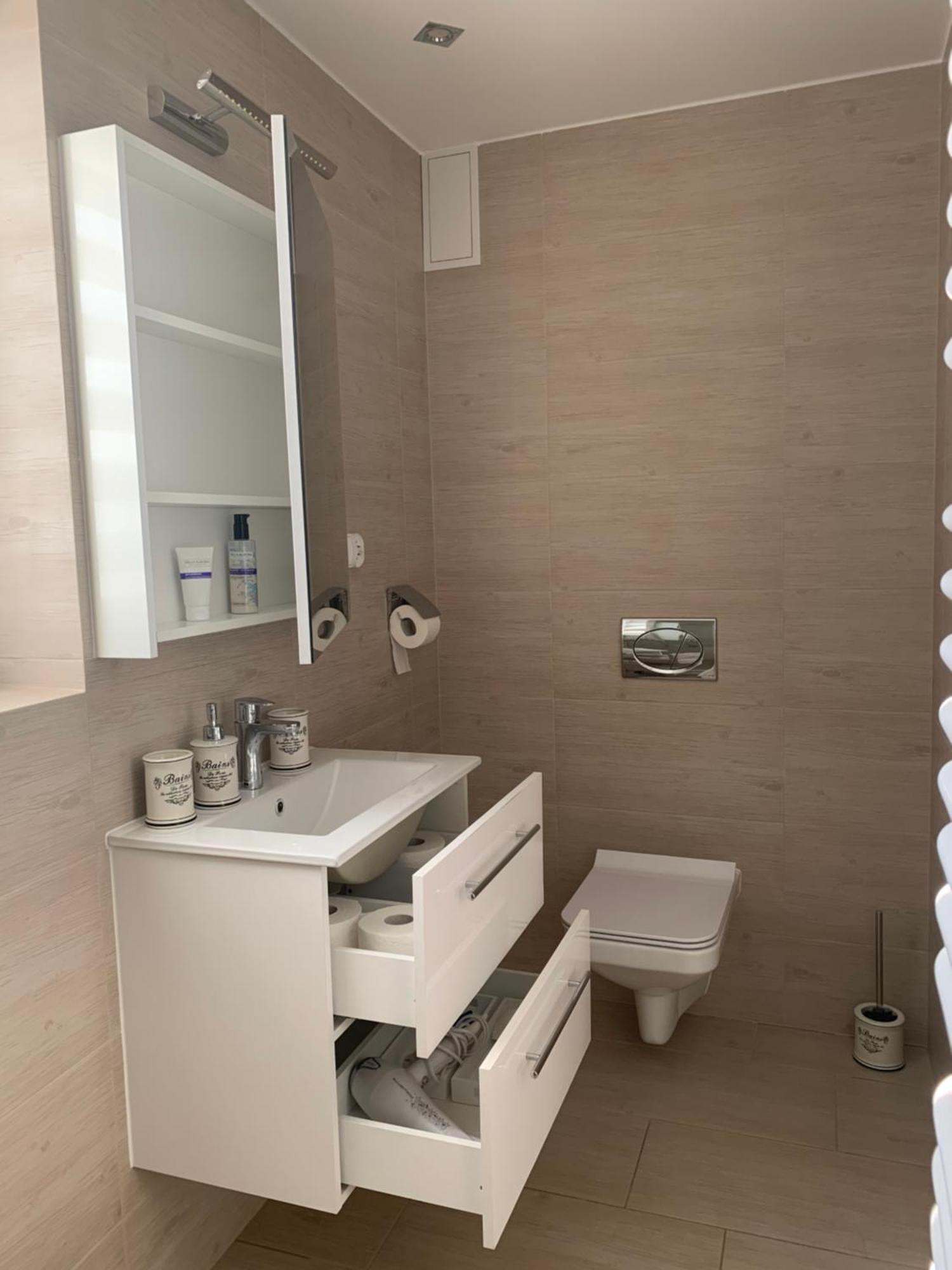 Aura Home Grywald 外观 照片