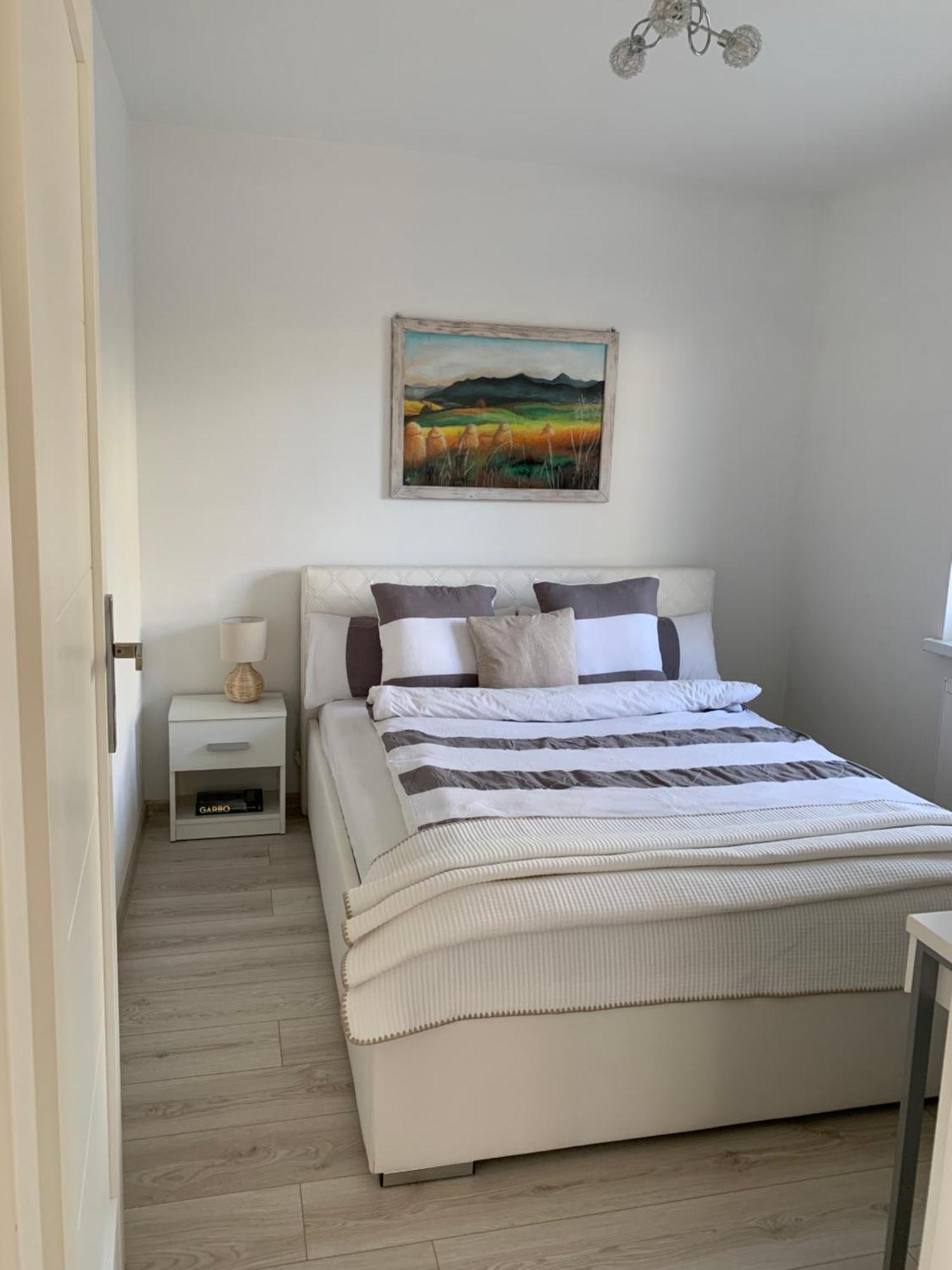 Aura Home Grywald 外观 照片